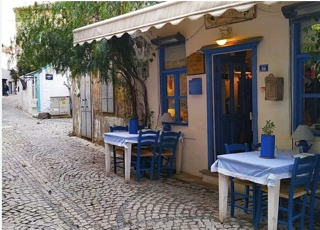 Asma Yaprağı Alaçatı