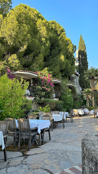 Cumba Restaurant