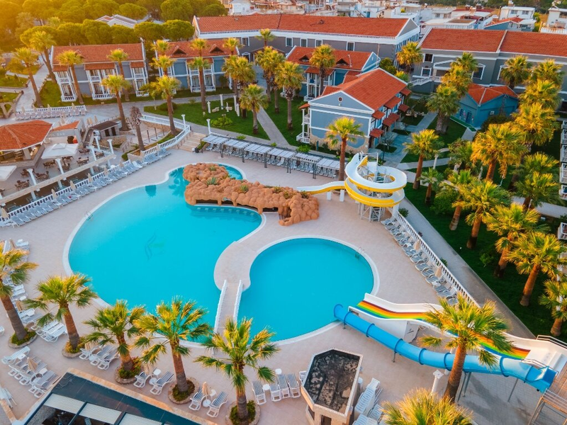 Lucas Didim Resort