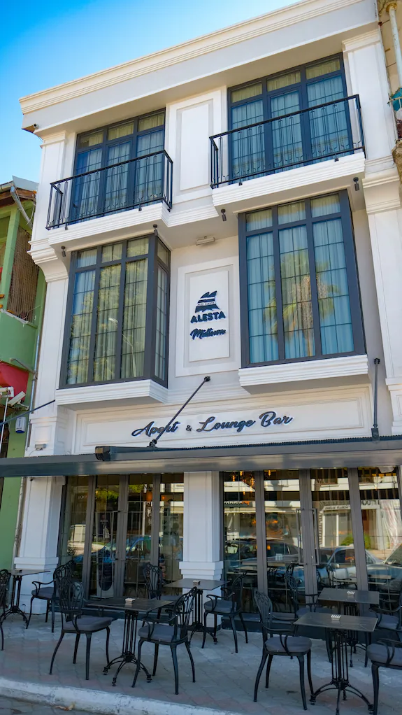 Alesta Midtown Hotel