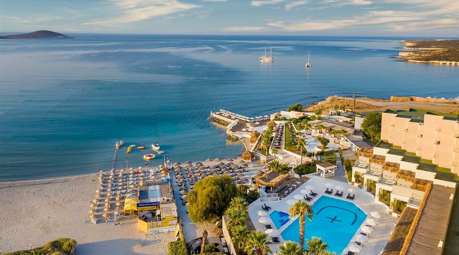 Design Plus Seya Beach Hotel