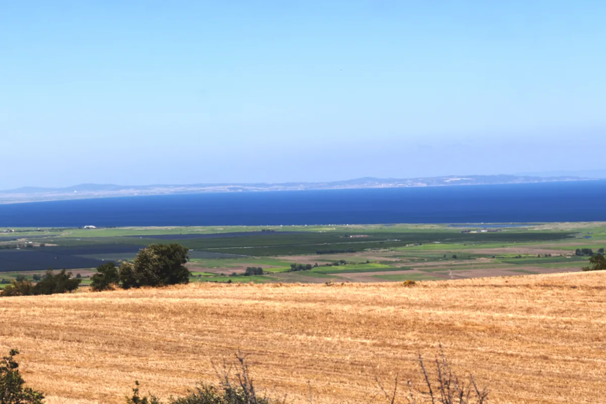 Güney Marmara kıyısında Gönen Çayı Deltası, tarım arazileri ve deniz