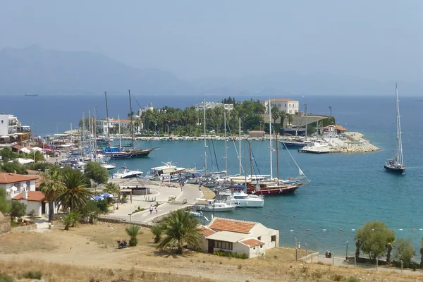 Datça'da marina ve tekneler
