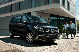 İş Toplantıları İçin Şoförlü Araç